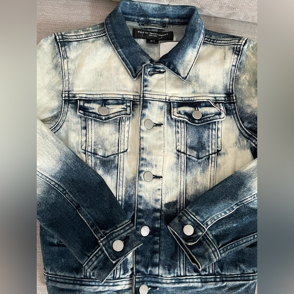 Cult of Individuality N.Y. Boys Acid Wash Denim Jacket Size 6/7. 100% cotton.